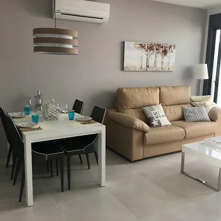 Penthouse Casa Esmeralda Oasis Beach Appartement *
