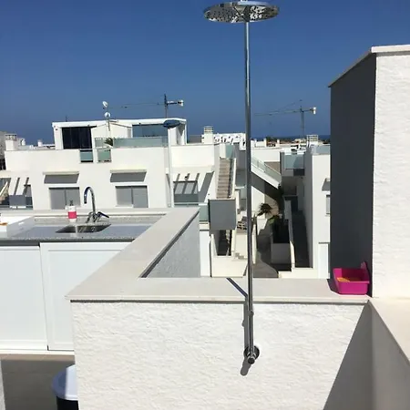 Penthouse Casa Esmeralda Oasis Beach Apartamento *